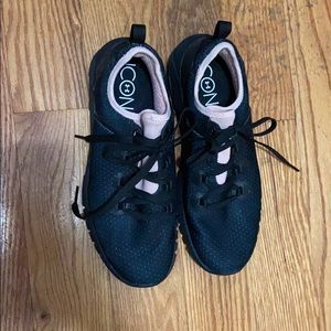 Under Armour Icon Hovr Sneaker